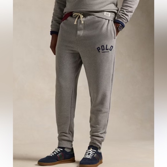 POLO RALPH LAUREN THE RL FLEECE LOGO JOGGERS SWEATS NWT - Picture 1 of 12